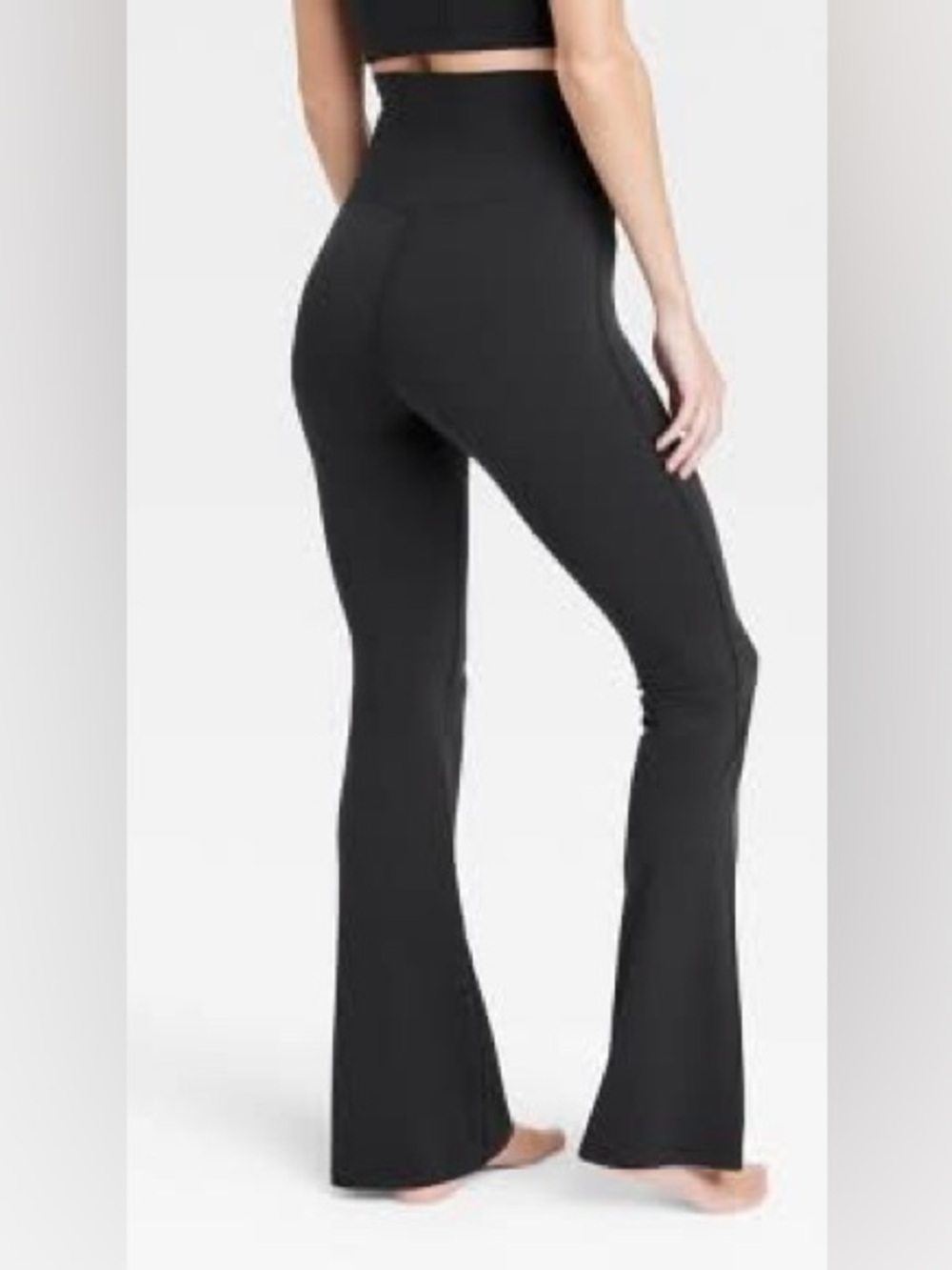 All in Motion Black Everyday Soft Ultra High Rise Flare Leggings Size M